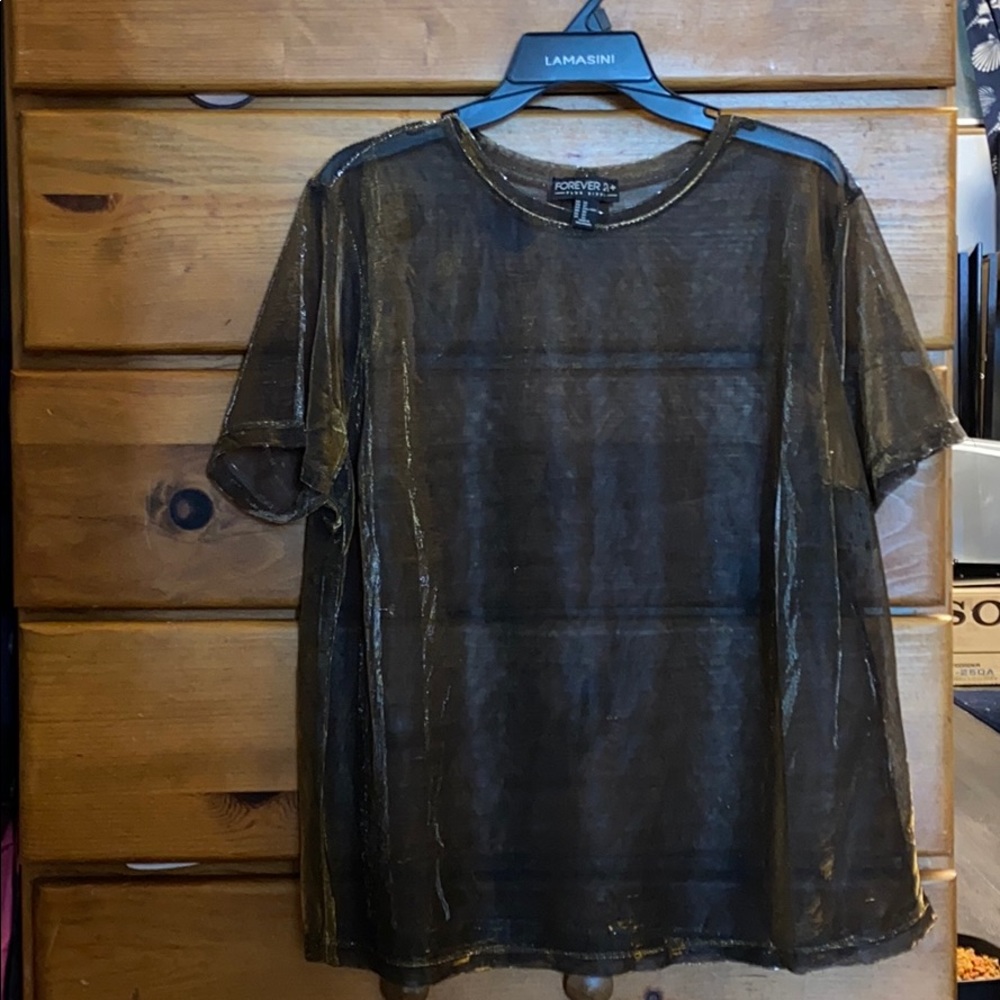 Holographic gold tee shirt